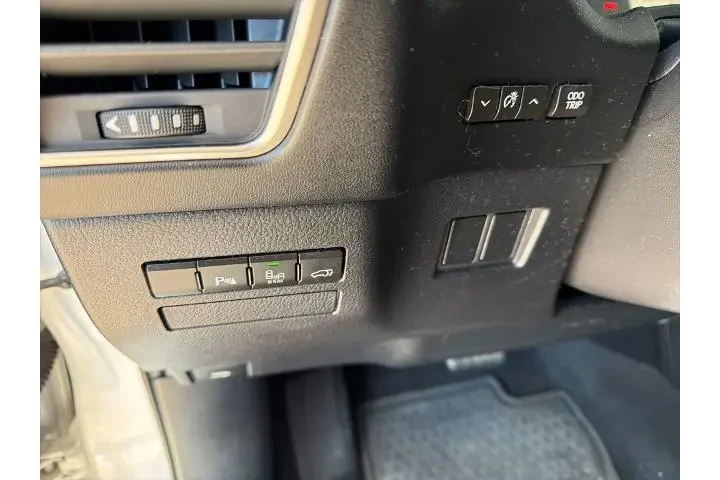 $22975 : Lexus NX 200t 2017 4dr Cross image 9