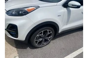 $19993 : Kia Sportage 2021 AWD SX Tur thumbnail