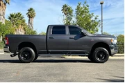 Ram 2500 2022 4x4 Tradesman thumbnail