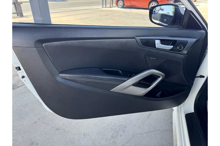 2016 Veloster Turbo 6MT image 10