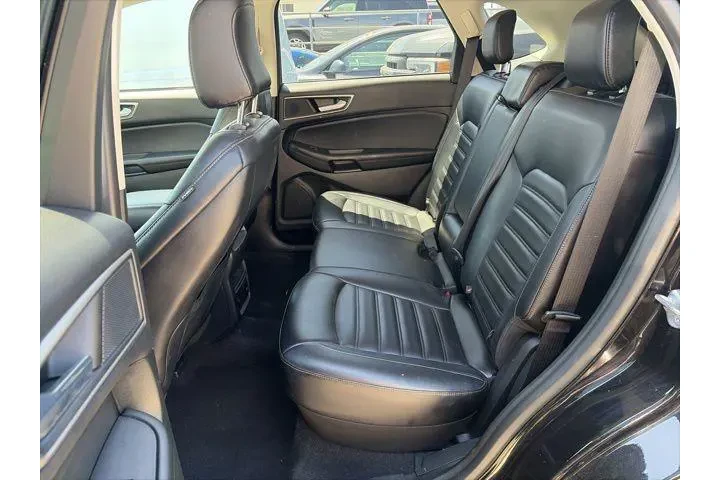 $26381 : Ford Edge 2023 AWD SEL 4dr C image 9