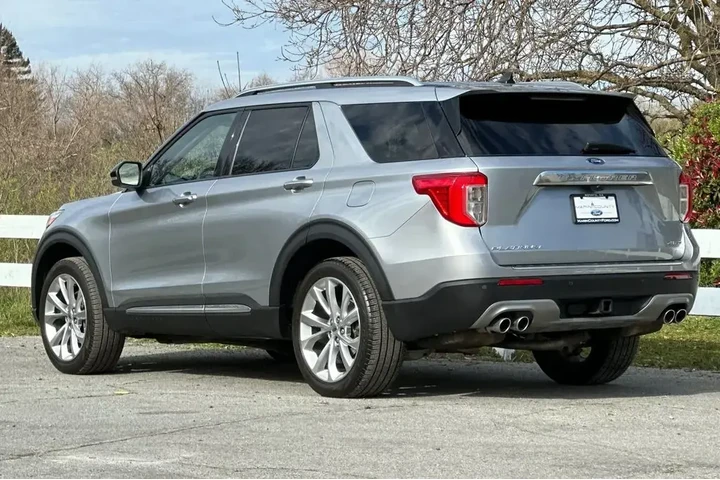 $39933 : Ford Explorer 2023 AWD Plati image 6
