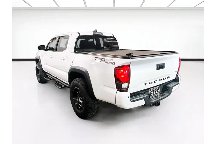 $25588 : Toyota Tacoma 2018 4x2 TRD O image 6