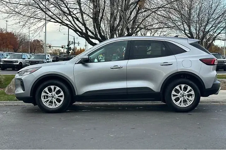 $20995 : Ford Escape 2023 AWD Active image 5