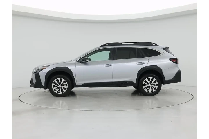 $29998 : Subaru Outback 2025 AWD Prem image 3