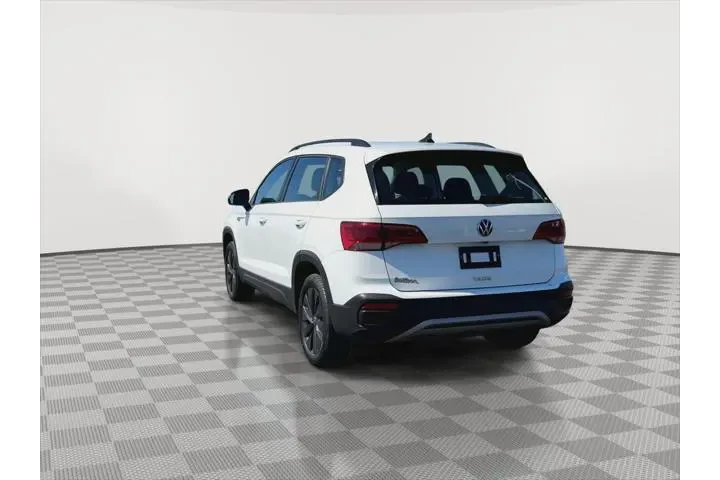 $19500 : Volkswagen Taos 2024 S 4dr S image 7