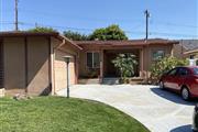 Beautiful 4 bedrooms & 2 bathr en Los Angeles