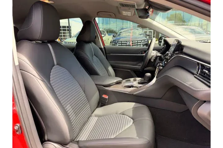 $29278 : Toyota Camry 2024 SE 4dr Sed image 4