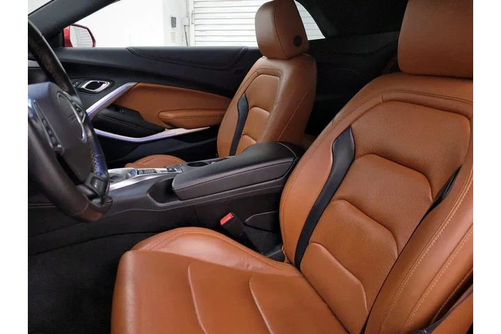 $25998 : Chevrolet Camaro 2017 LT 2dr image 10