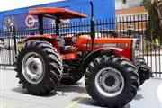 Tractor con techo  HATTAT 290 en Bogota