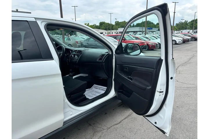 $6980 : 2014 Outlander Sport AWD 4dr image 8
