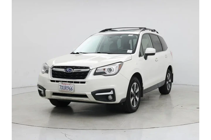 $15998 : Subaru Forester 2017 AWD 2.5 image 4
