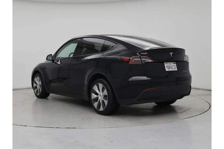 $31998 : Tesla Model Y 2022 AWD Long image 2