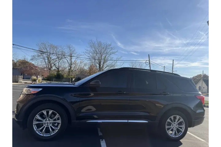 $18999 : 2020 Explorer XLT image 5