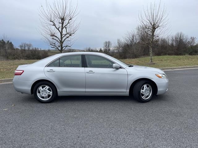 $4850 : PRE-OWNED 2009 TOYOTA CAMRY LE image 2