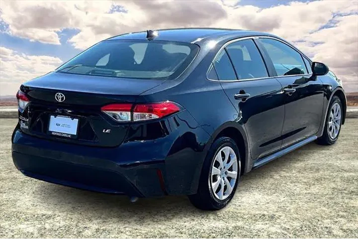 $17991 : Toyota Corolla 2022 LE 4dr S image 5