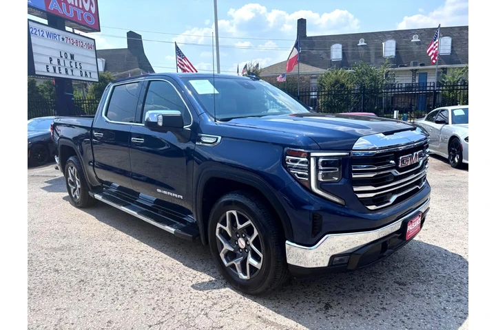 2023 GMC Sierra 1500 4WD Crew image 2