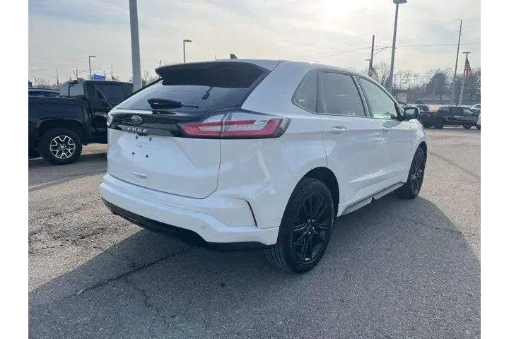 $31999 : Ford Edge 2024 AWD ST-Line 4 image 3