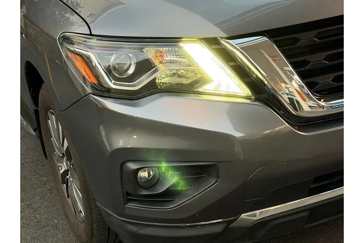 $14995 : 2019 Pathfinder SV image 10