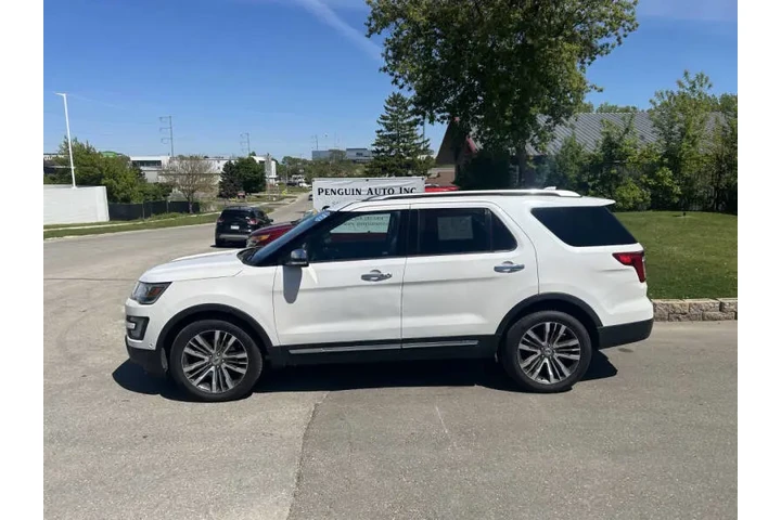 $15990 : 2017 Explorer Platinum image 3