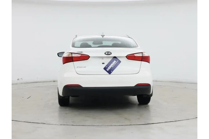 $12998 : Kia Forte 2016 LX 4dr Sedan image 6