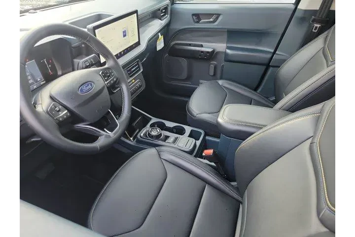 $34976 : Ford Maverick 2025 AWD Lobo image 3