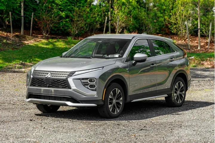 $16995 : Mitsubishi Eclipse Cross 202 image 1
