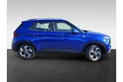 $20995 : Hyundai VENUE 2025 Limited 4 thumbnail