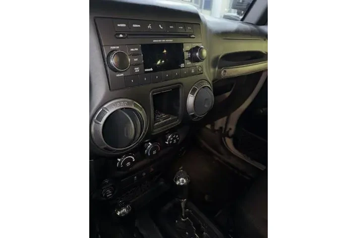 $22132 : Jeep Wrangler Unlimited 2017 image 3