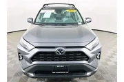 $39900 : Toyota RAV4 2025 AWD XLE Pre thumbnail
