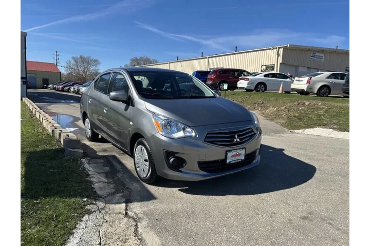 $6900 : 2017 Mirage G4 ES image 8