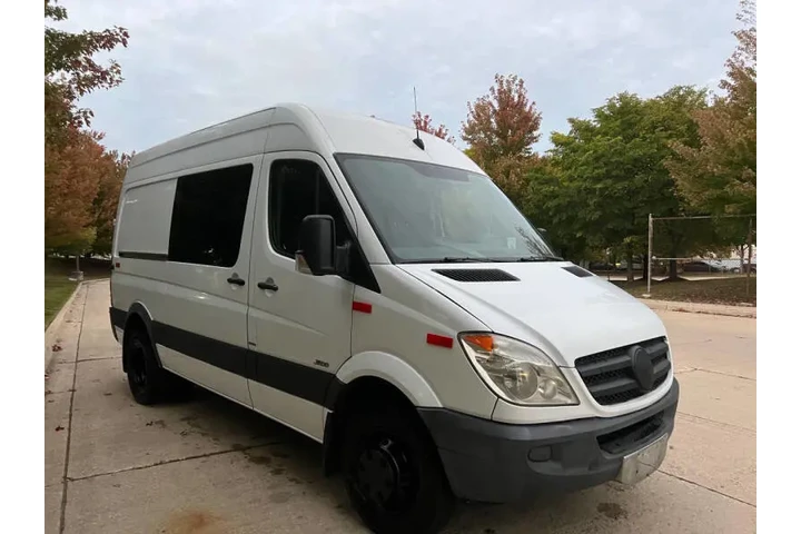 $13995 : 2013 Mercedes-Benz Sprinter 3 image 9