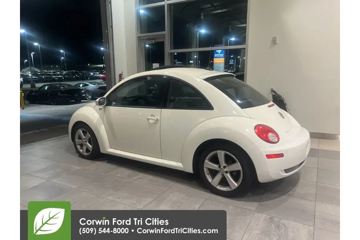 $7999 : Volkswagen New Beetle 2008 T image 5