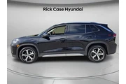 $28699 : Volkswagen Tiguan 2025 SE 4d thumbnail