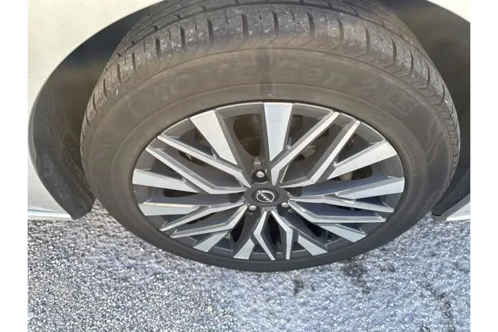 $20000 : Nissan Altima 2024 2.5 SV 4d image 8