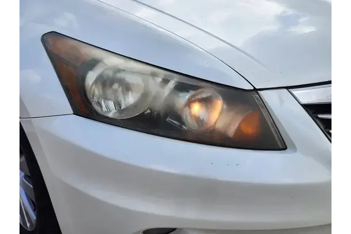 $10995 : Honda Accord 2011 EX-L V6 4d image 10