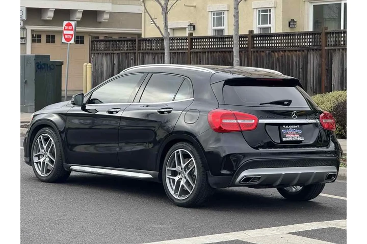 $20988 : 2016 AMG GLA 45 4MATIC SUV image 7