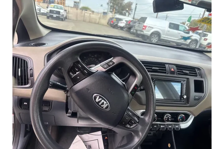 $6999 : 2015 Rio LX image 8