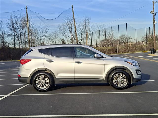 $12995 : 2014 Santa Fe Sport image 7