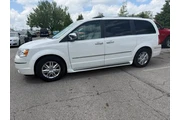 Chrysler Town and Country 20 en Binghamton