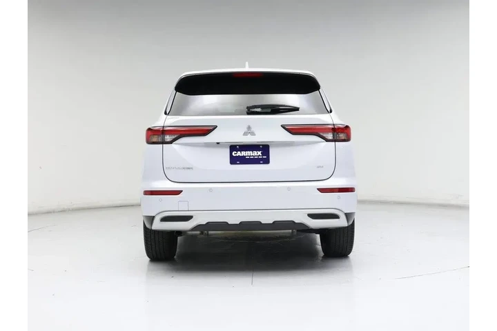 $26998 : Mitsubishi Outlander 2024 SE image 6