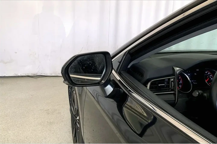 $20553 : Toyota Camry 2020 XSE 4dr Se image 10