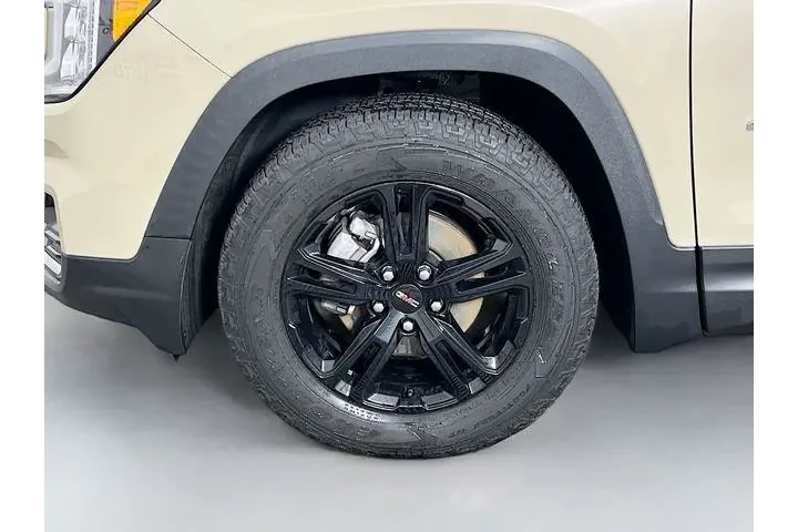 $31975 : GMC Terrain 2023 AWD AT4 4dr image 10
