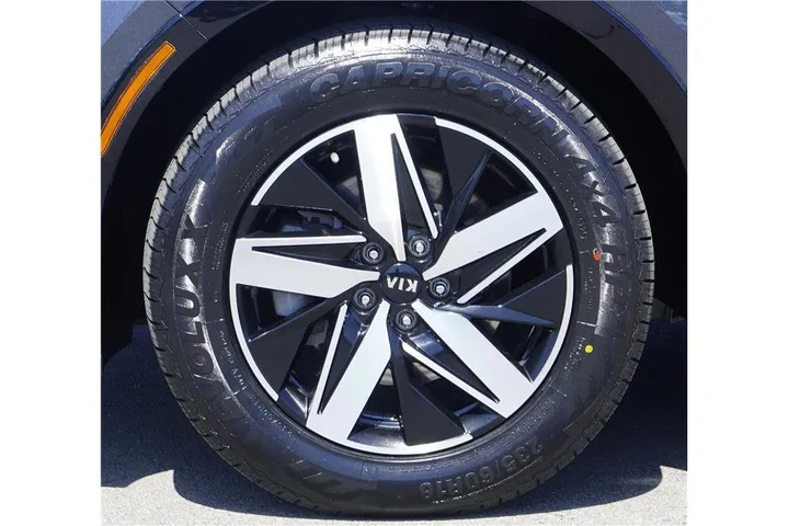 $22800 : 2021 Sorento EX image 10