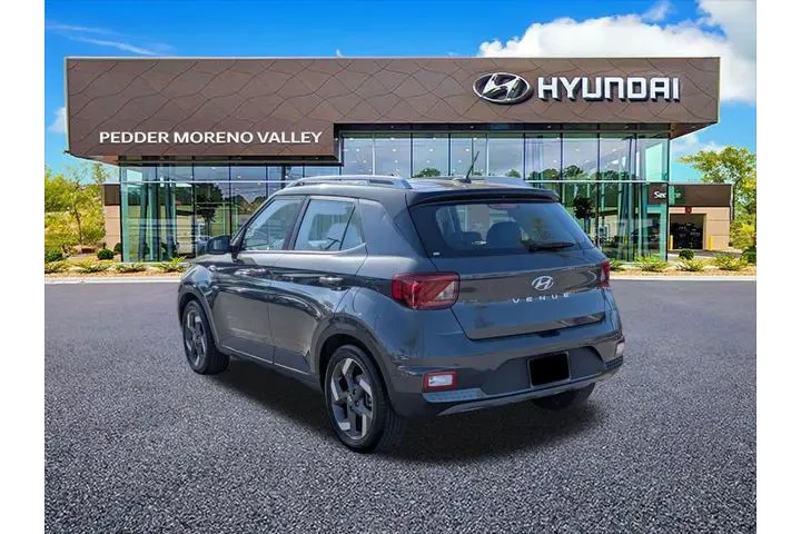 $20255 : Hyundai VENUE 2025 Limited 4 image 5