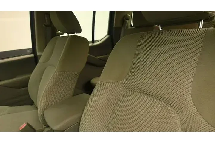 $20964 : Nissan Frontier 2018 4x4 SV image 1