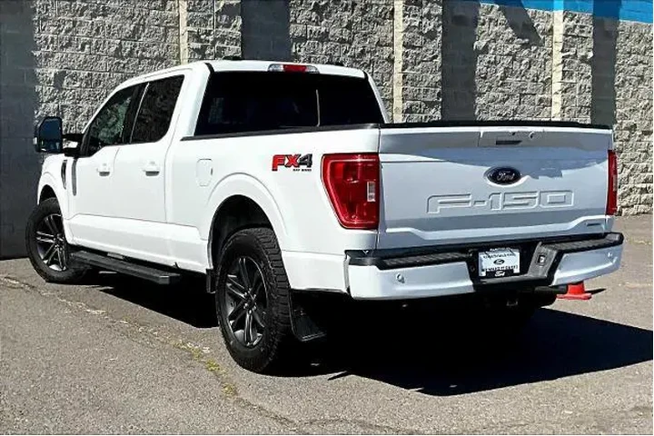$32995 : Ford F-150 2021 4x4 XLT 4dr image 4