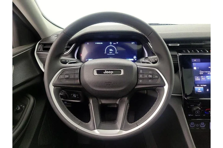 $28998 : Jeep Grand Cherokee 2023 4x4 image 9