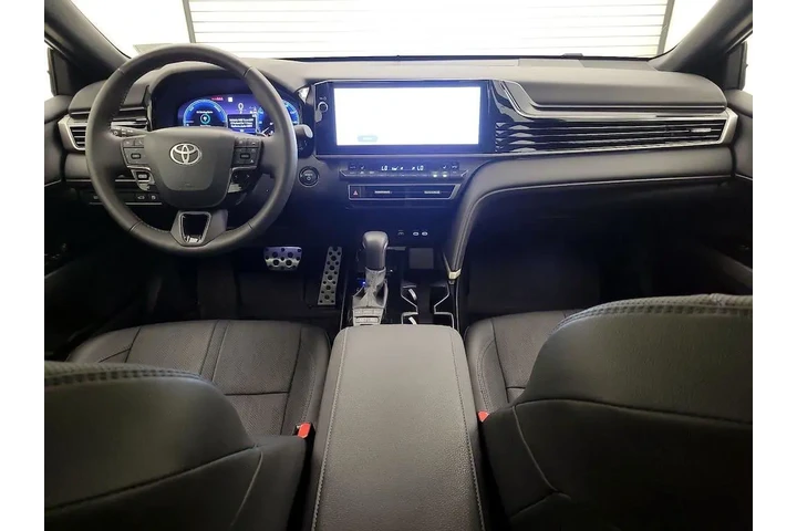 $39998 : Toyota Camry 2025 SE 4dr Sed image 9