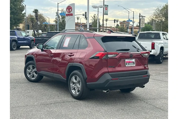 $37980 : Toyota RAV4 Hybrid 2025 AWD image 5